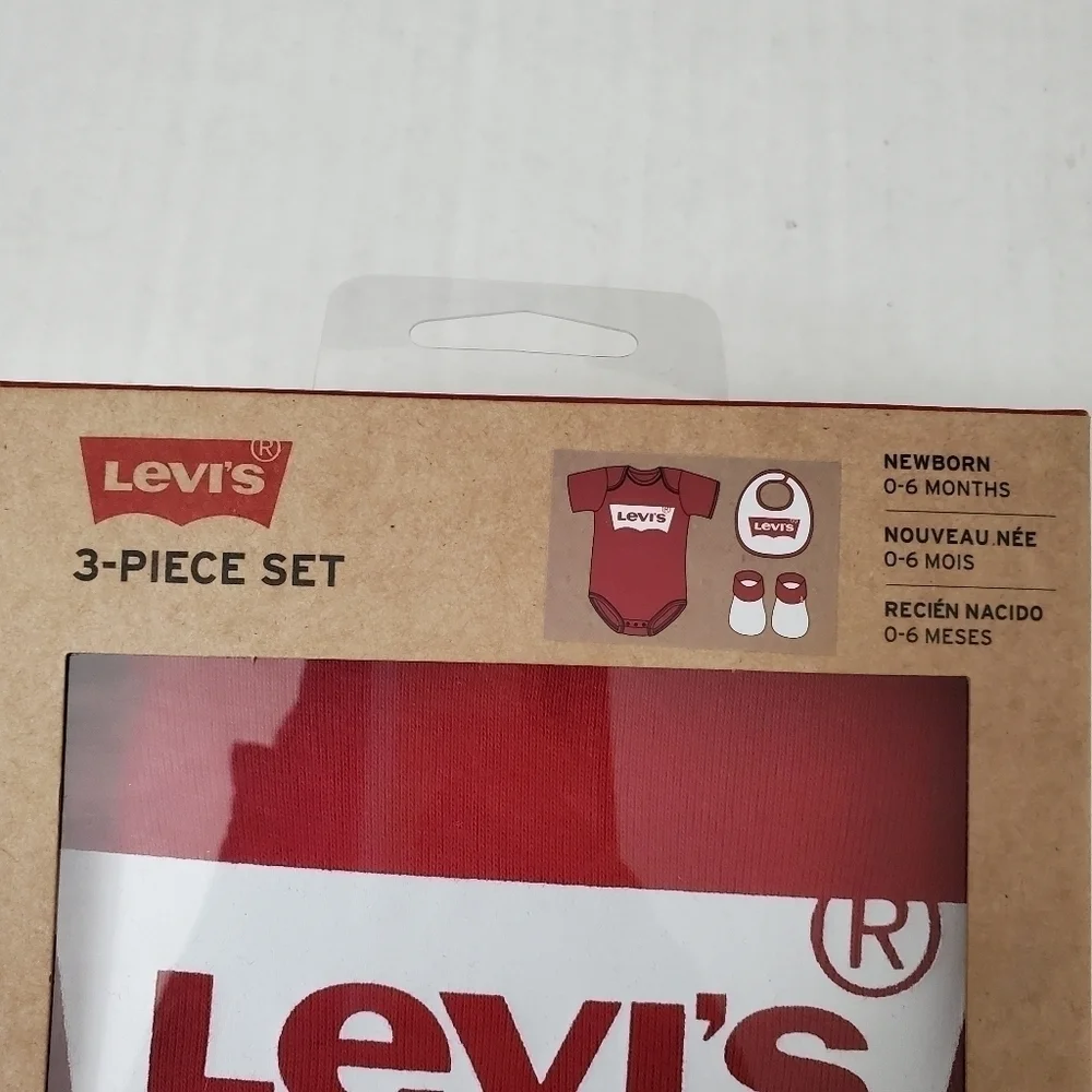 Levi's Newborn Bodysuit, Bib, Booties Red 3 piece Gift Box Set 0-6 Months‎